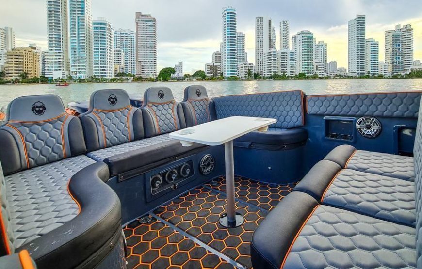 PRIVATE BOAT Black Sheet