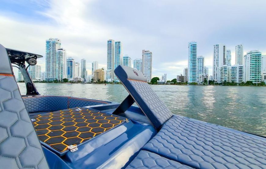 PRIVATE BOAT Black Sheet