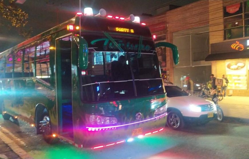 BUS PARTY ( CHIVA RUMBERA)